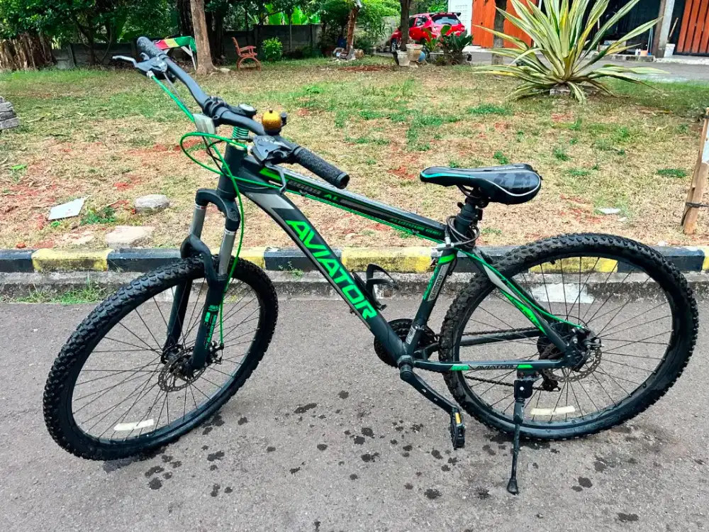 SEPEDA AVIATOR 2689 AL