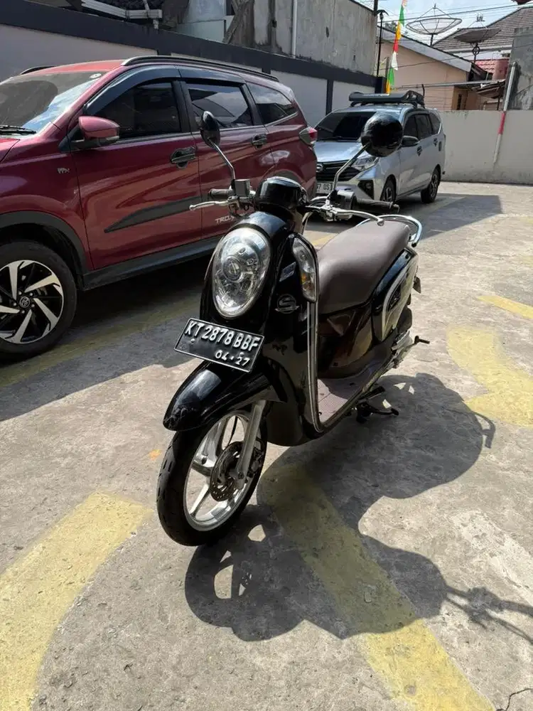 WTS Scoopy 2017