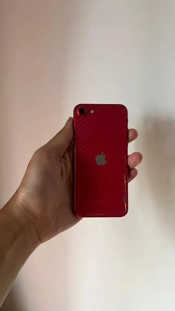 iPhone SE 2020 ex iBox warna merah 256gb