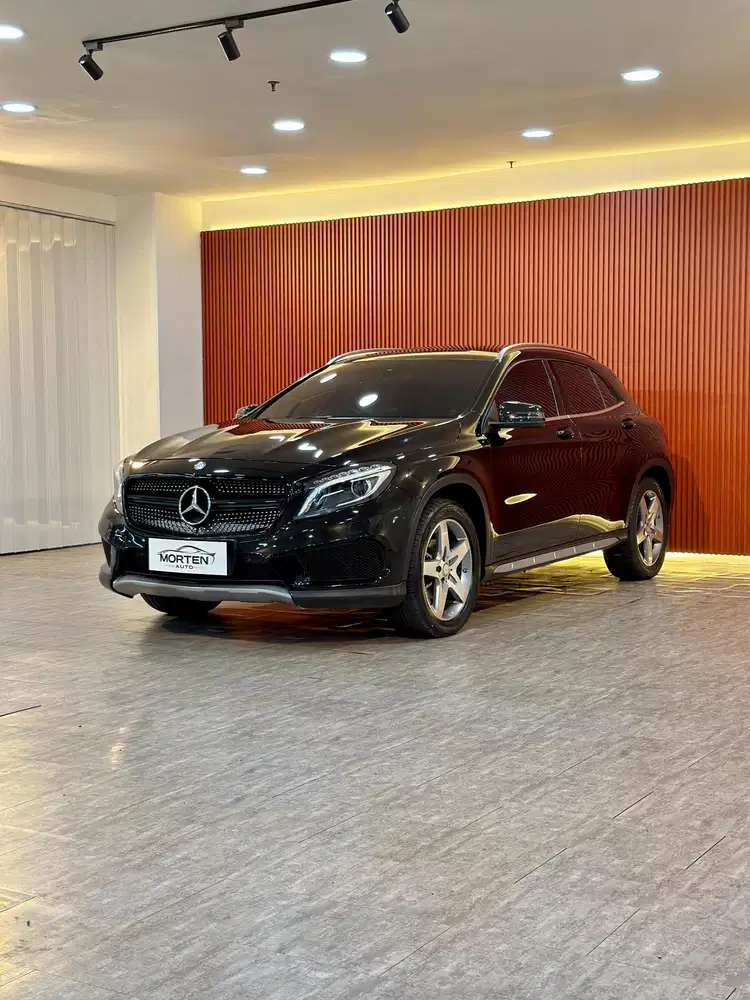 Mercedes Benz GLA200 AMG Panoramic 2016