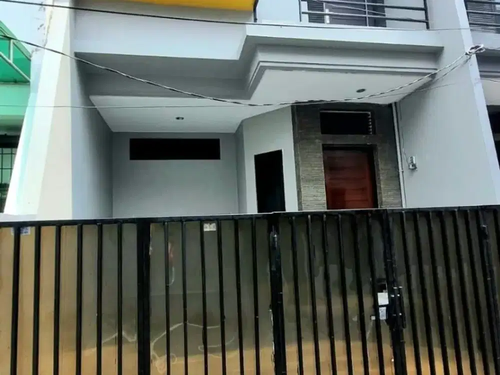 Dijual Rumah Bebas Banjir  di Jalan Rambutan Tanjung Duren Jakarta Barat