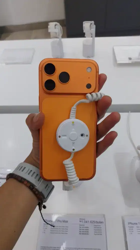 cicilan iPhone 17pm cuma pake KTP aja