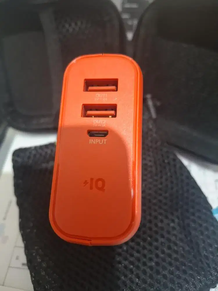 Anker 2 in 1 charger powerbank