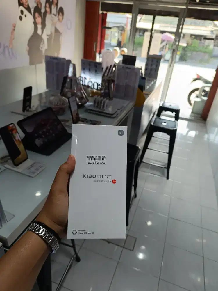 XIAOMI 17T 12/512