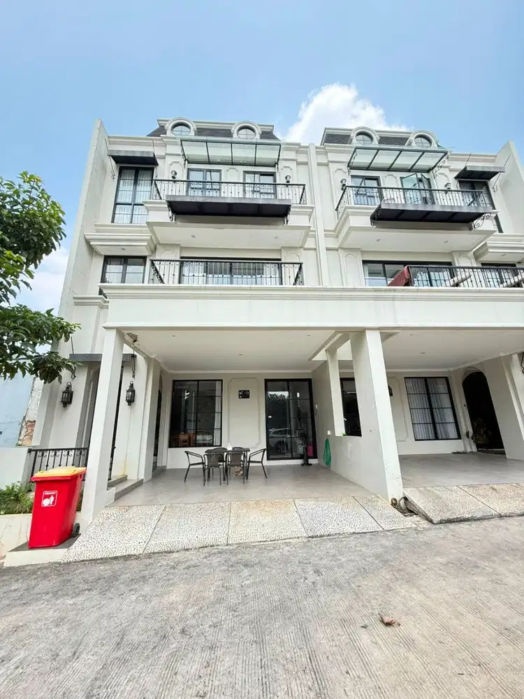 HOT SALE!! Rumah 4 Lantai Dijual di Maharani Residence, Smart Home