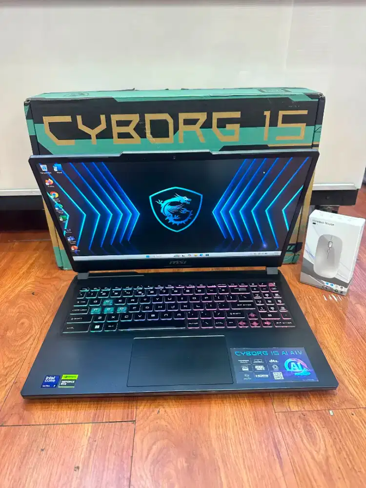MSI Cyborg 15 Core Ulta 7 155H/16GB/SSD 1TB/RTX 4060 8Gb/15,6 FHD IPS