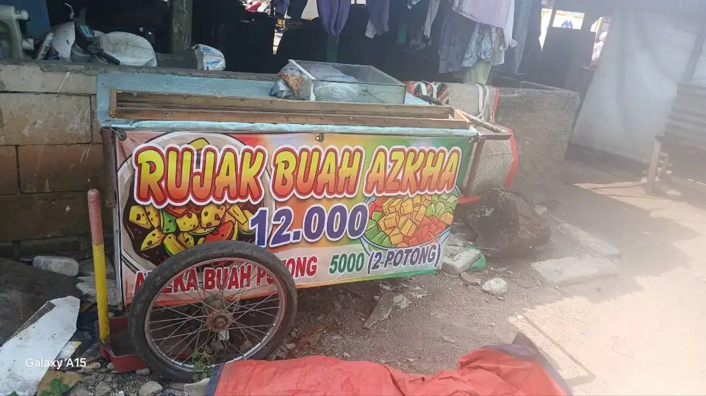 Jual aja nih guys gerobak buahnya