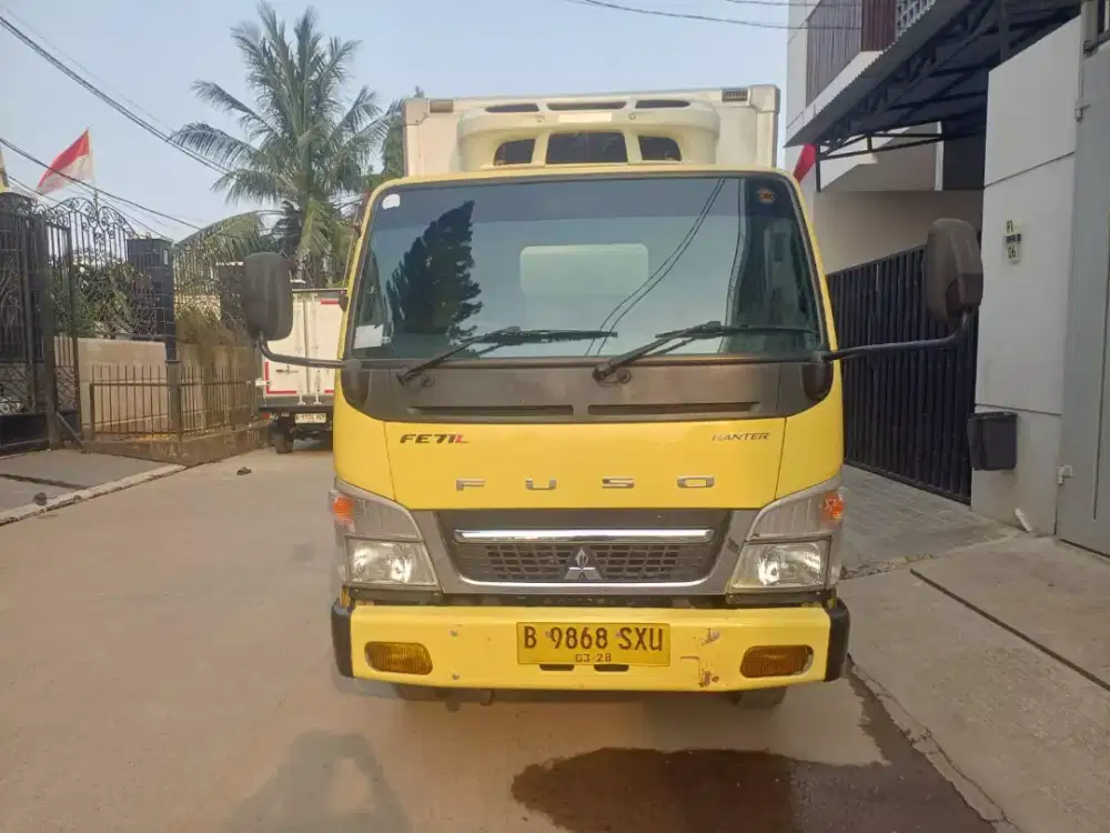 Mitsubishi FE 71L engkel long box freezer tahun 2022 pendingin aktif