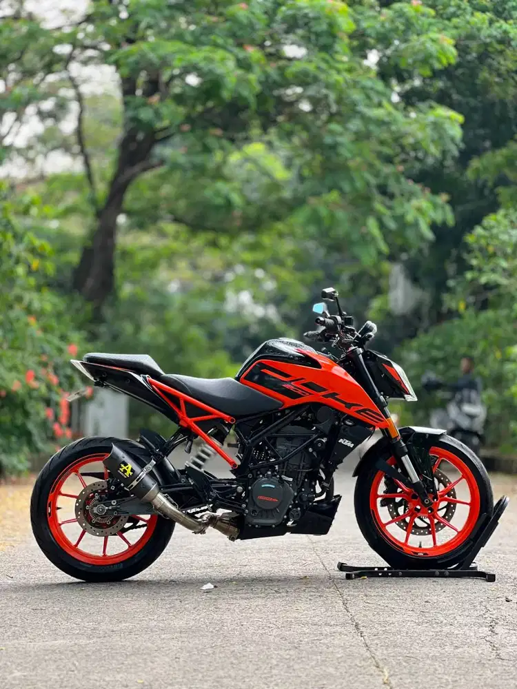 KTM DUKE 200 ABS ORANGE 2021 KM 7K PAJAK PANJANG FULL MULUS