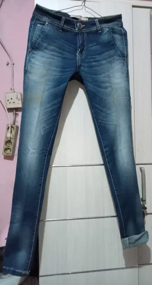 Jeans Cewek Preloved