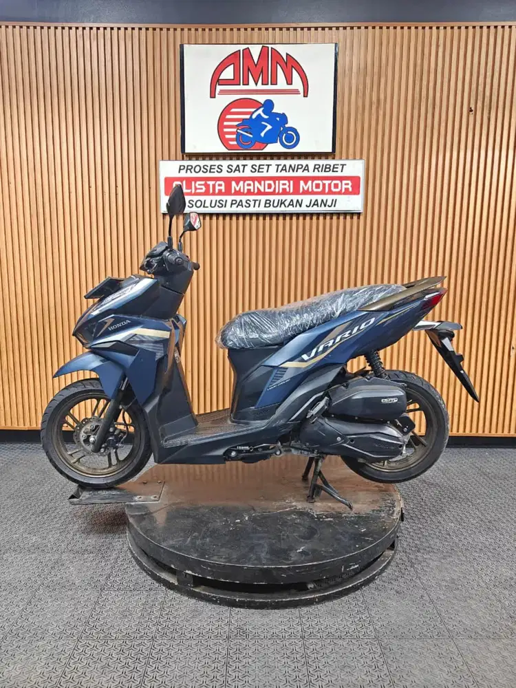 VARIO 125 CBS ISS. GREESS BERKELAS BERGARANSI. PAJAK ON.SS LENGKAP.