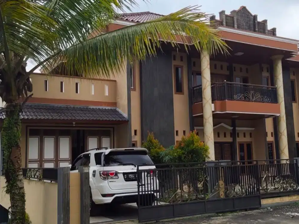 Dijual Rumah di Singaparna, Posisi Bahu Jalan Utama Potensial Usaha