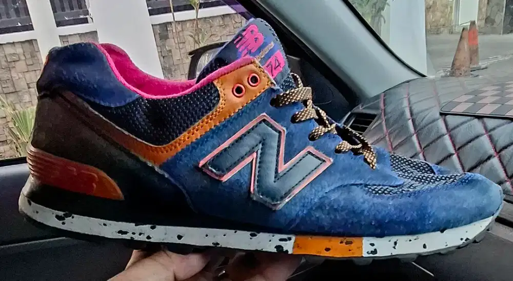 Sepatu New Balance seri 574 mulus like new size 43