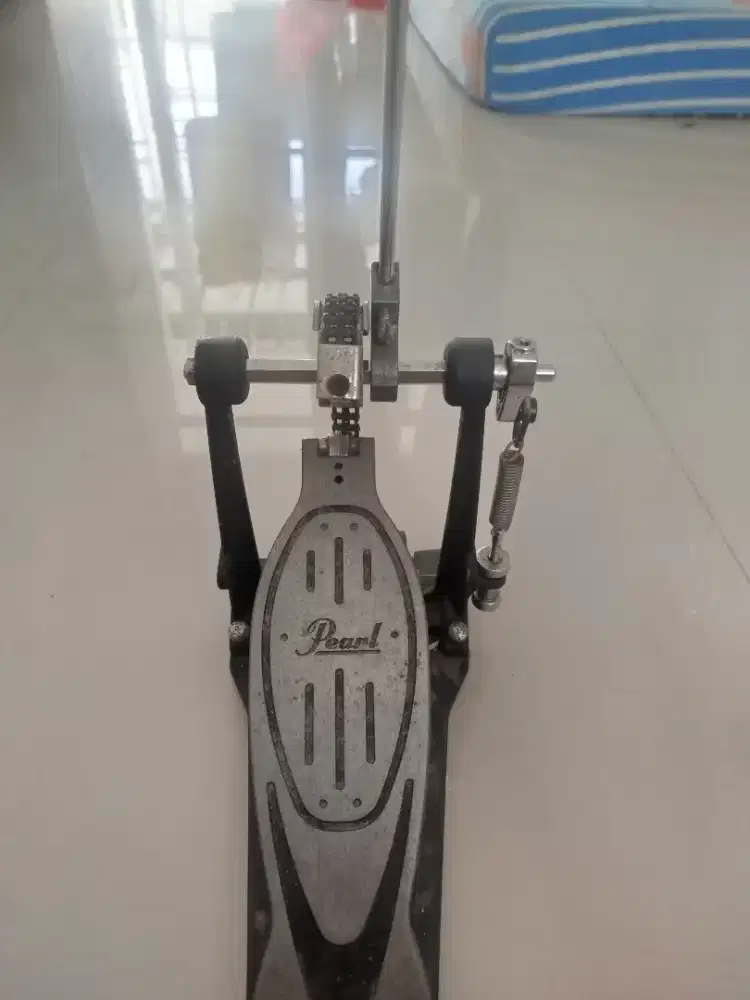 Pedal pearl p900