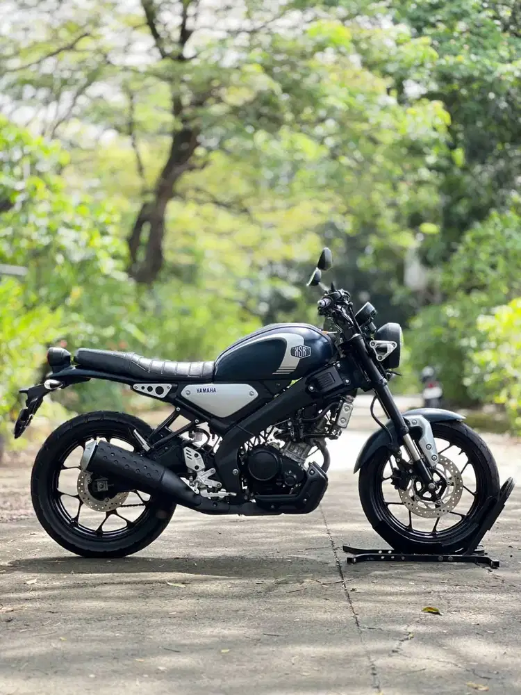 YAMAHA XSR 155 2023 BIRU DOFF KM RENDAH MULUS SIAP GASPOL