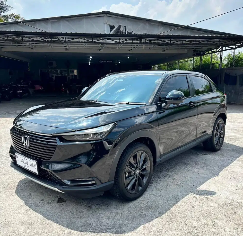 HRV SE 1.5 CVT  2022 AUTOMATIC Km 21 Ribu Servis Ricord Honda