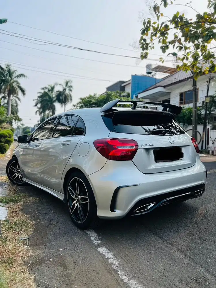 MURAH MERCEDES A200 AMG FACELIFT ORIGINAL AMG SEAT BUCKED LED ASLI