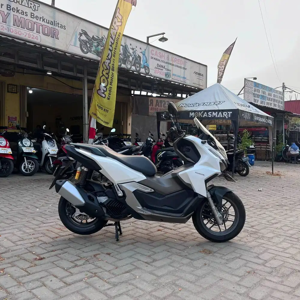 HONDA ADV 160 CBS 2022 SECOND LIKE NEW