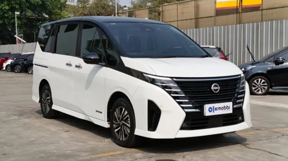 Nissan Serena 1.4 Highway Star ePower Two Tone Bensin-AT 2025