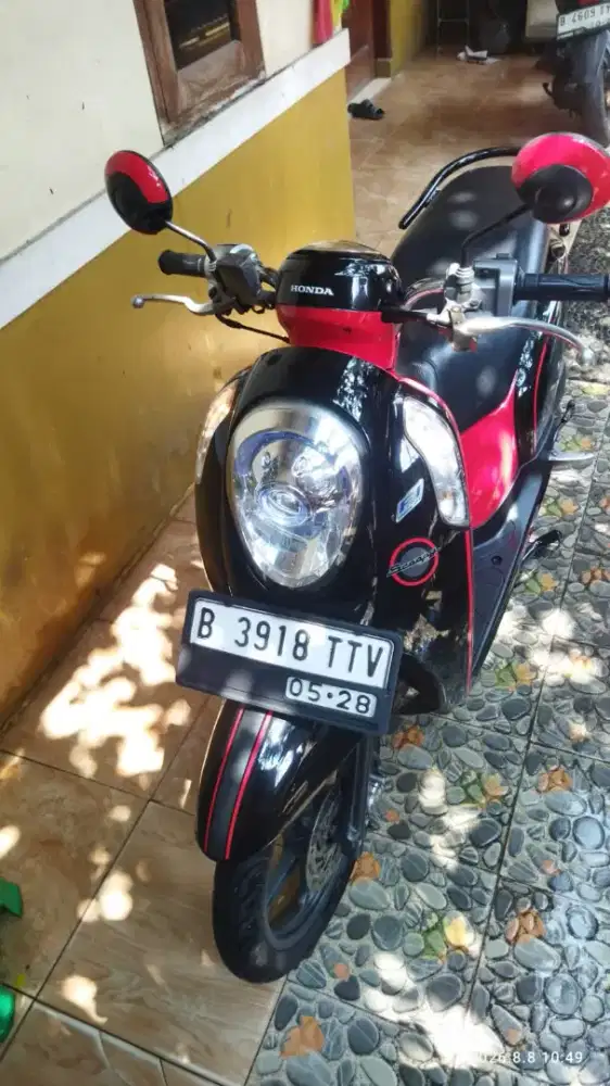 Honda Scoopy 2013