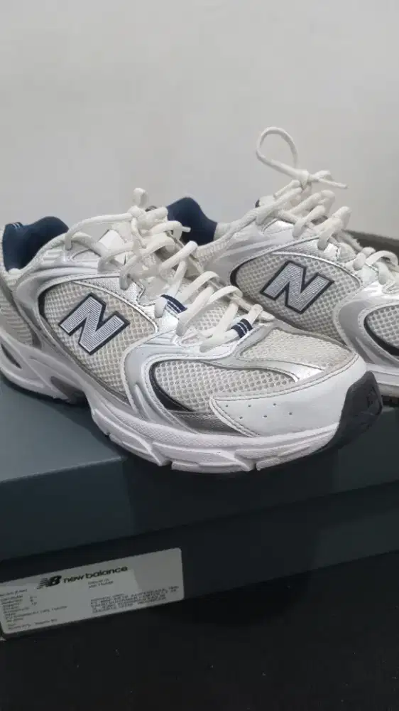 NEWBALANCE 530 SIZE 42