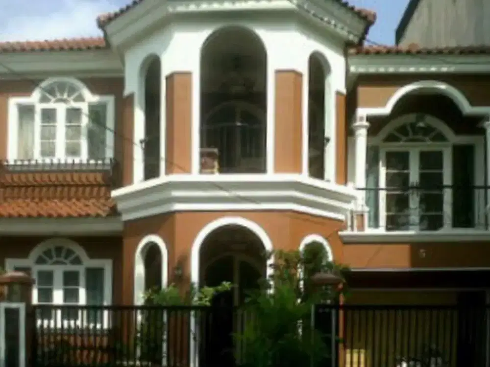 Dijual Rumah Komplek villa arteri kebon jeruk Jakarta Barat