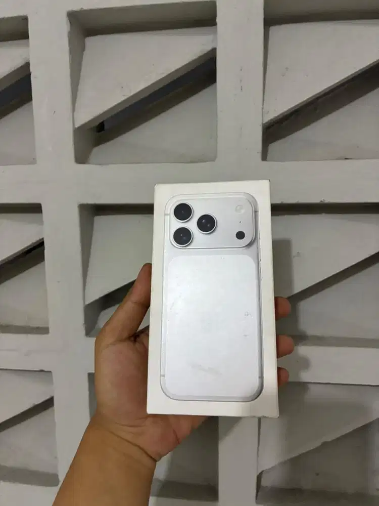 iphone 17 Pro 256gb iBox