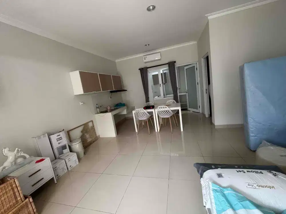 Disewakan Rumah cantik baru siap.pindah di Kota Wisata cibubur
