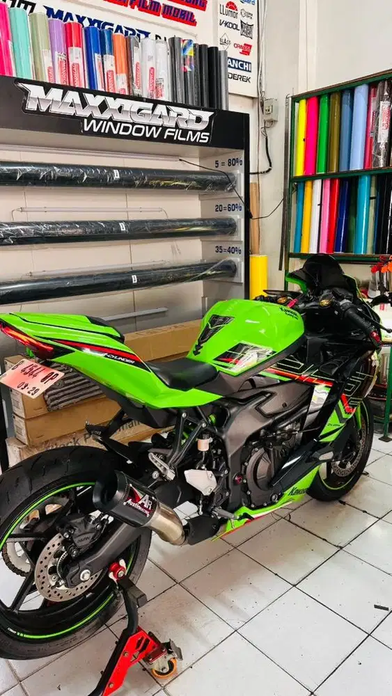 ZX25RR, istimewa km 400 perak, Antik