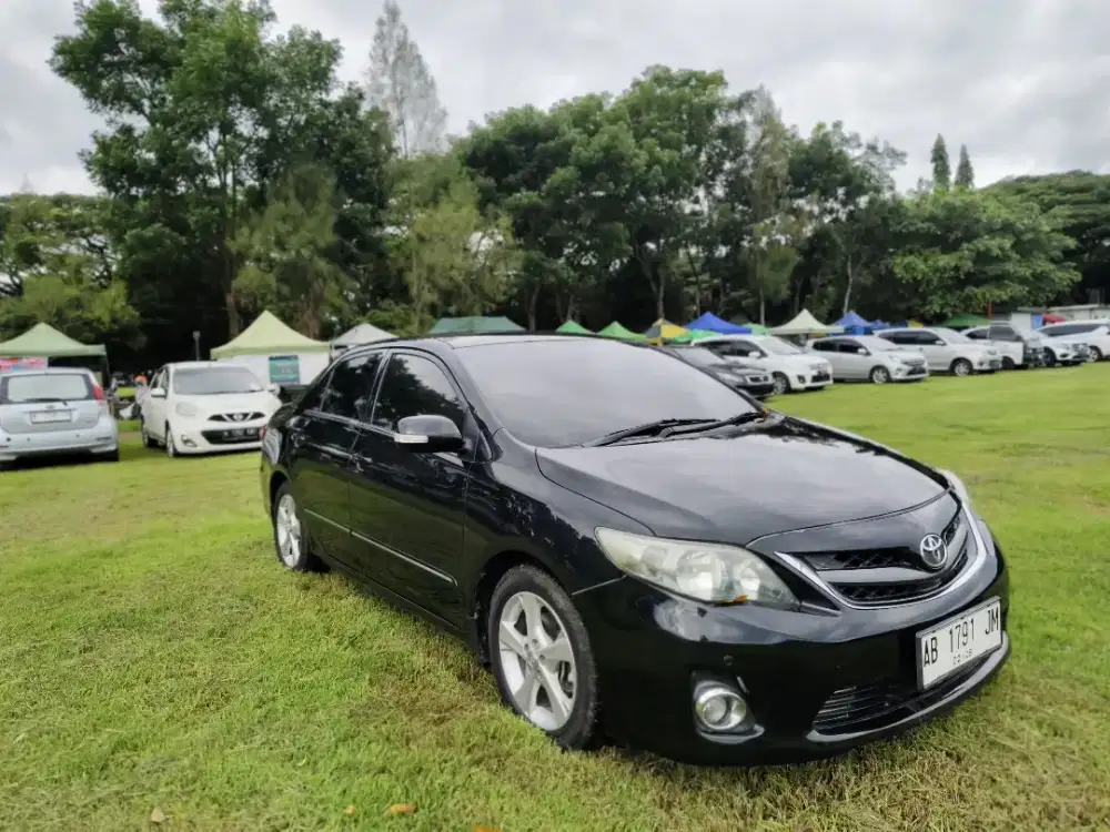 Corolla Altis V 2.0