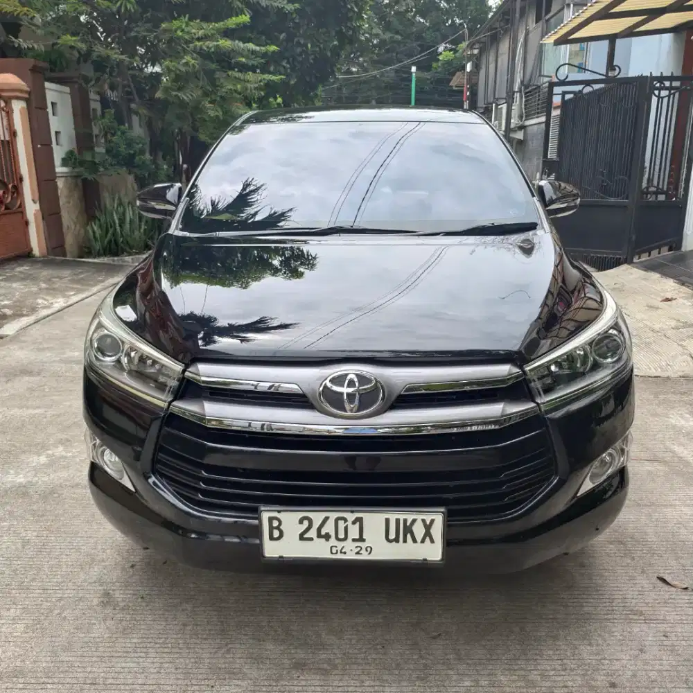 Toyota kijang innova 2.5V matic 2019