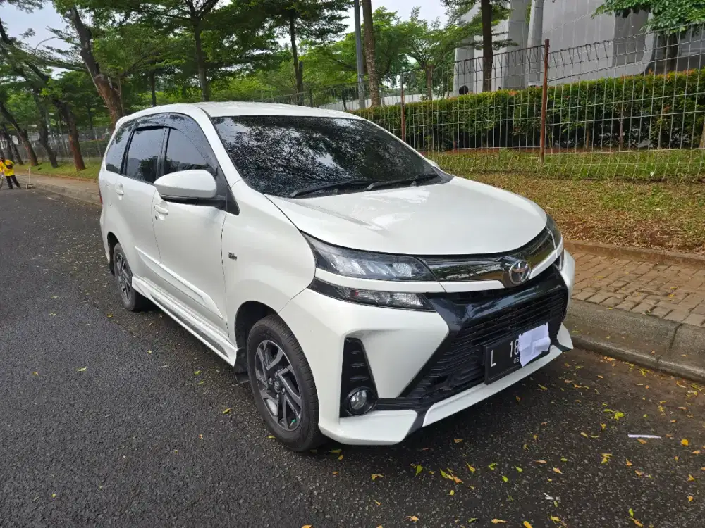 10rb KM pertahun Veloz 1.5 AT 2021 50th Anniv Istimewa Like New