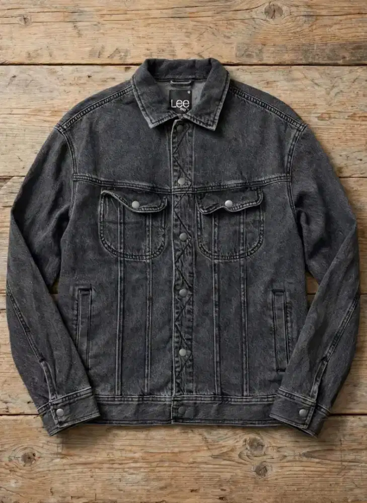 Jacket jeans /jaket denim trucker  Lee original store ..new/baru..uk L