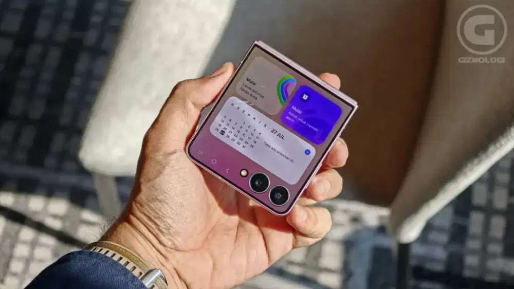 Samsung Galaxy Z Flip8  Bisa Cicilan Home Credit Garansi Resmi Samsung