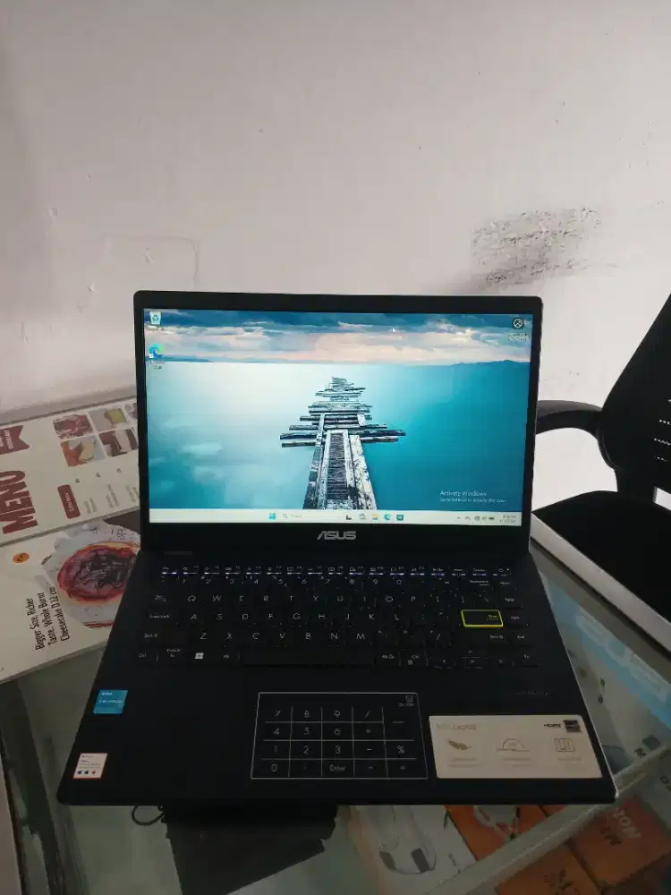 Laptop Asus Vivobook E410K Intel N4500 Ram 8 Ssd 256 Garansi