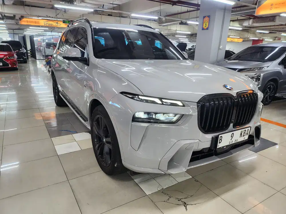 BMW X7 Xdrive40i M Sport AT
Black On Brown Interior  2023