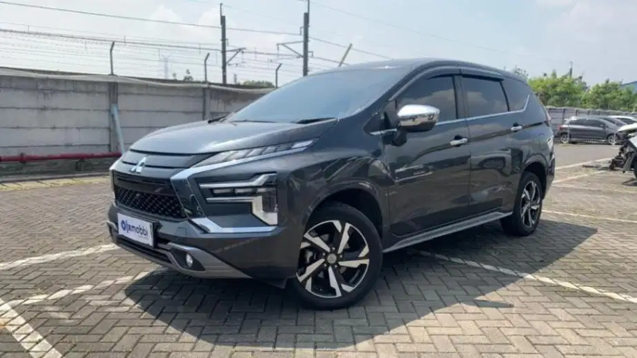 Garansi 1 Th - Mitsubishi Xpander 1.5 Ultimate Bensin-AT 2024 Abu