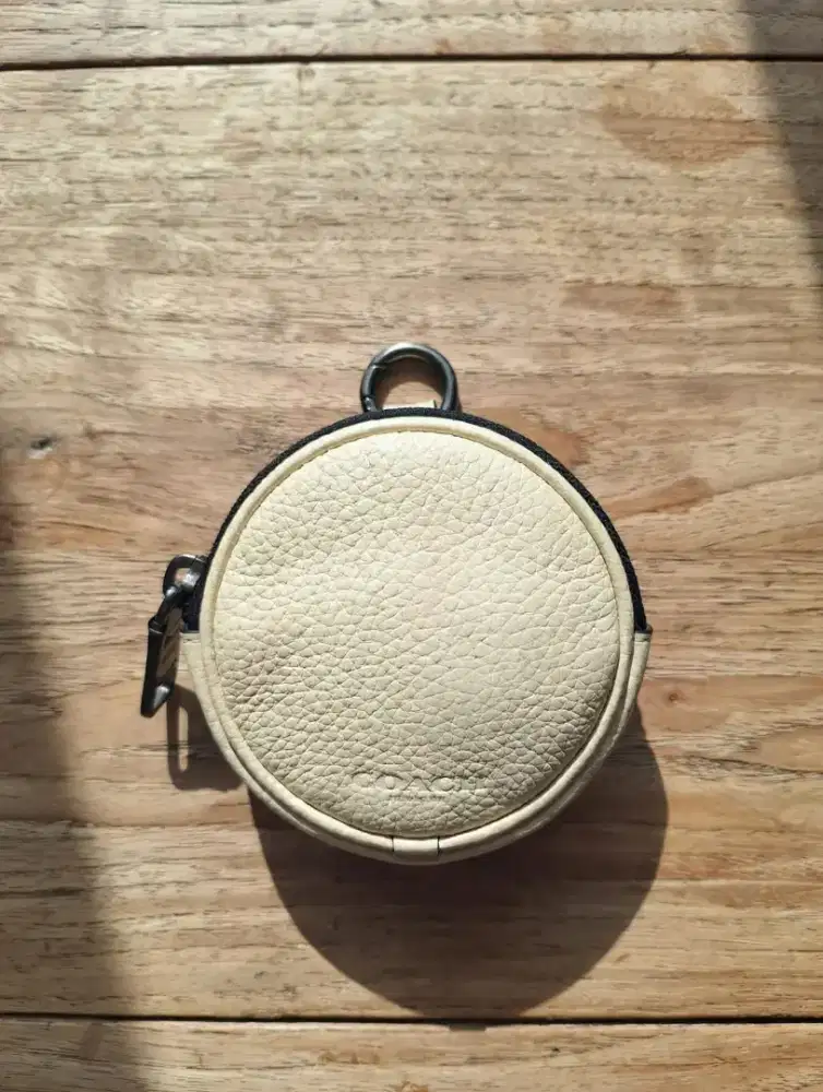 Gantungan tas / aksesoris bag merk coach autentik..good condition..