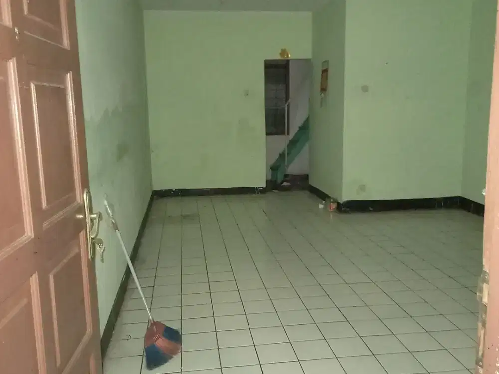 Dijual Rumah Murah di bawah NJOP di Citra garden 1