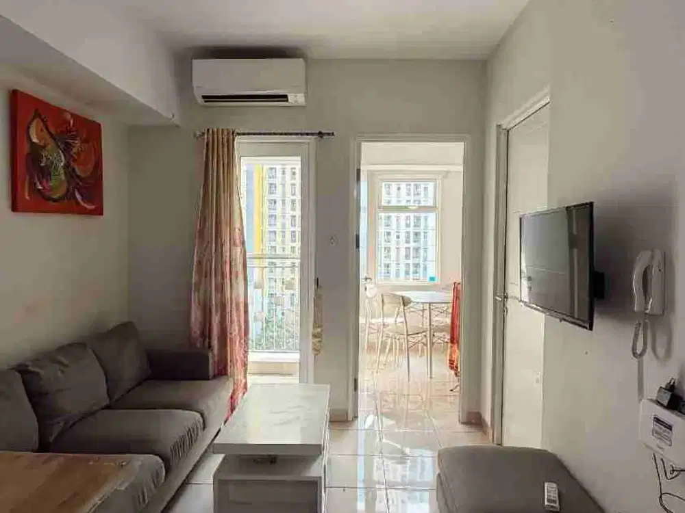 Apartement 3 KT  Fully Furnished Lantai Sedang View Pool di The Springlake Summarecon Bekasi
