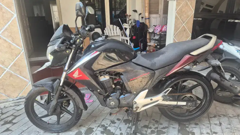 Dijual Cepat BU Honda Megapro 2011, NEGO