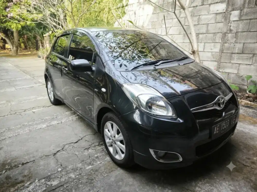 yaris E 2010 manual