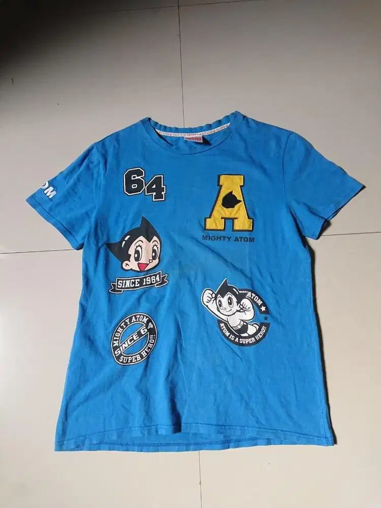 kaos biru astroboy