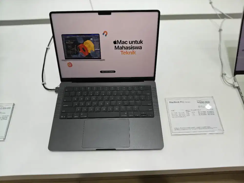 KREDIT MACBOOK PRO 14” FREE CICILAN 2X