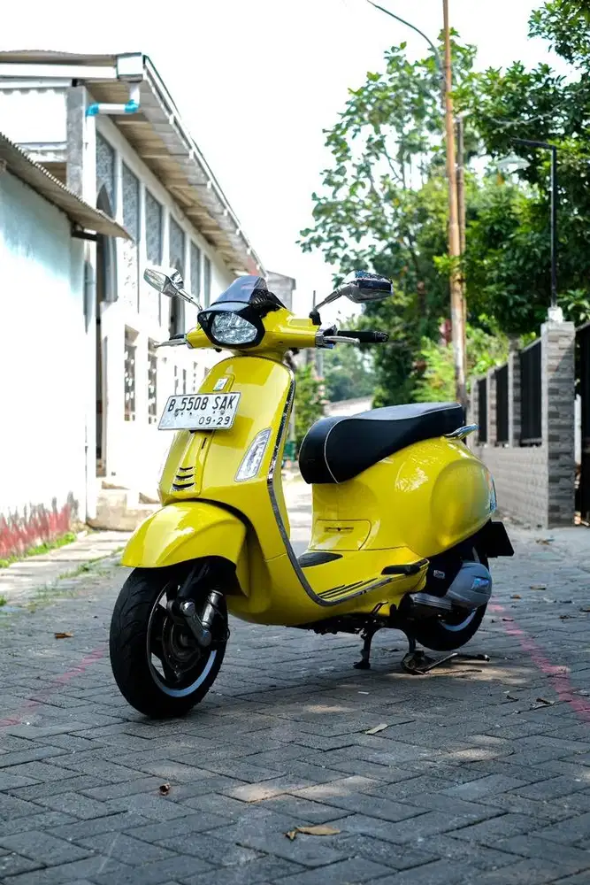 PIAGGIO VESPA SPRINT IGET ABS LED 2024 MURAH BISA KREDIT