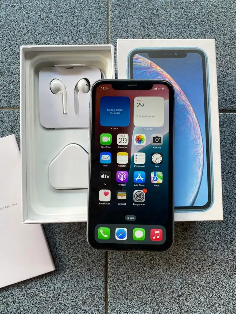 Iphone XR 128gb biru mulus semua lancar oke