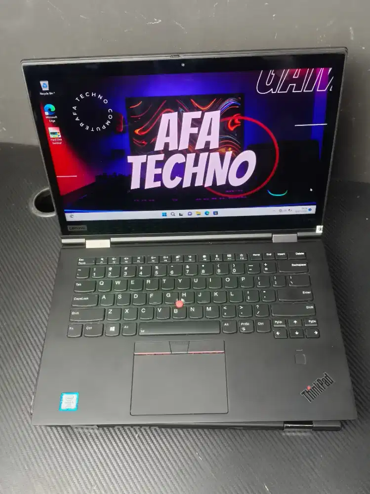 Lenovo ThinkPad X1 Yoga 3rd i5 gen 8 Ram 26gb ssd 256GB