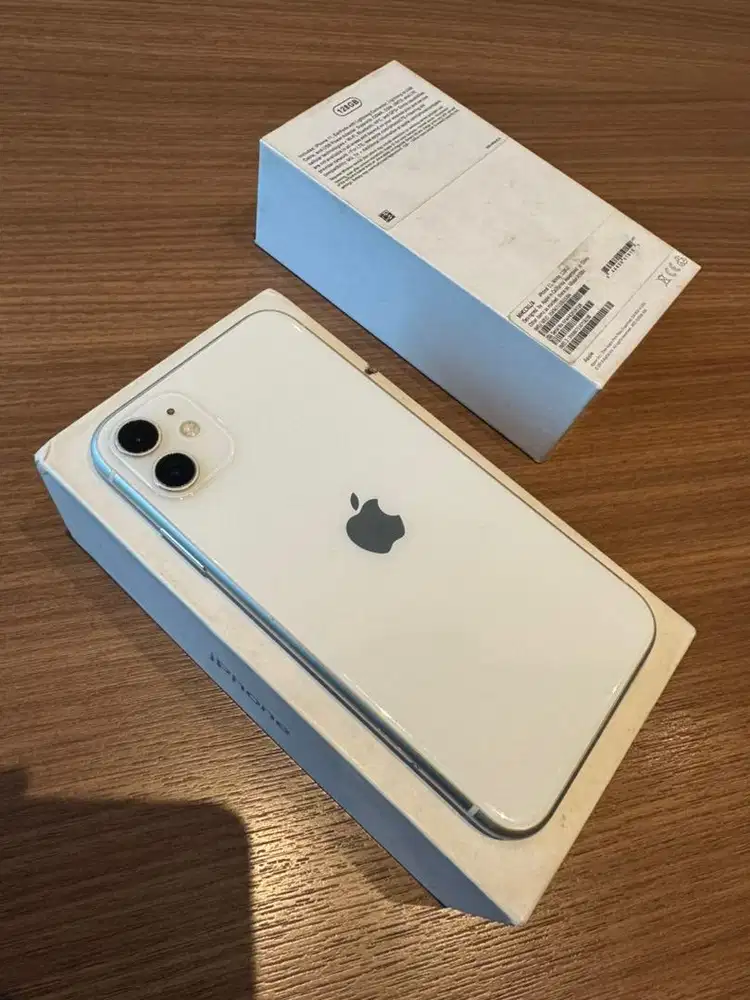 iPhone 11 128GB Garansi Ex Inter All Operator Lecet Pemakaian