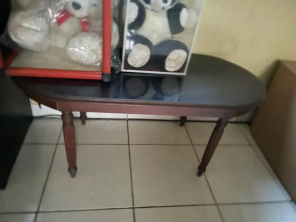 Meja Konsol Kayu Klasik dengan Top Kaca