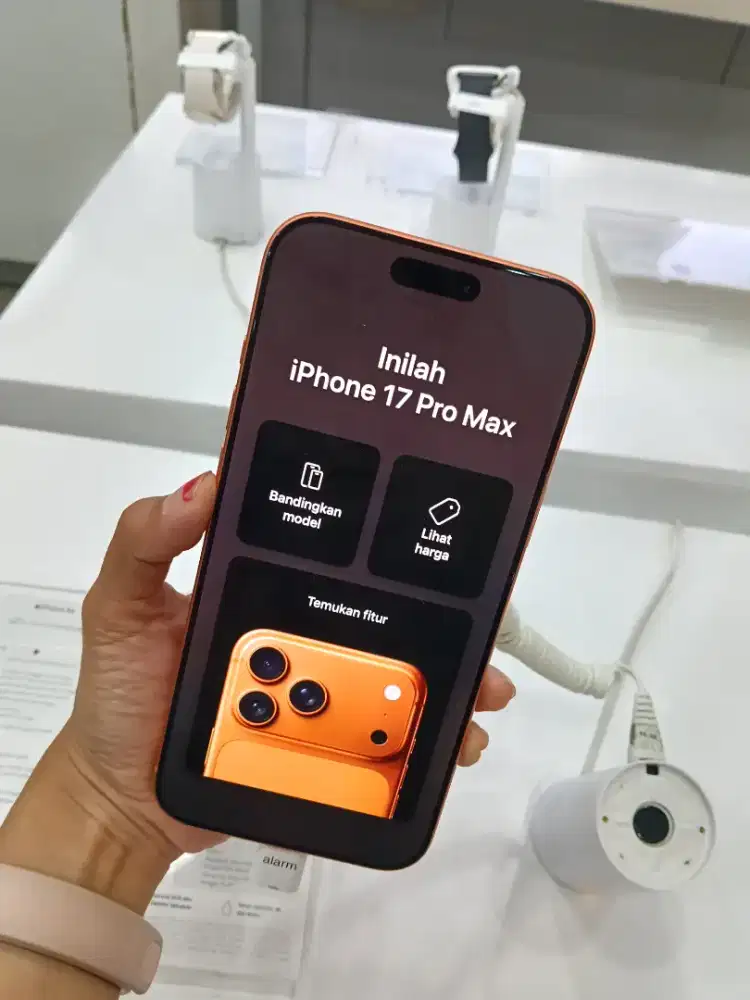 BARU IPHONE 17PROMAX GARANSI RESMI NASIONAL IBOX 1 TAHUN